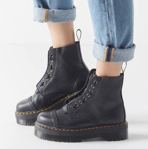 Dr. Martens Sinclair